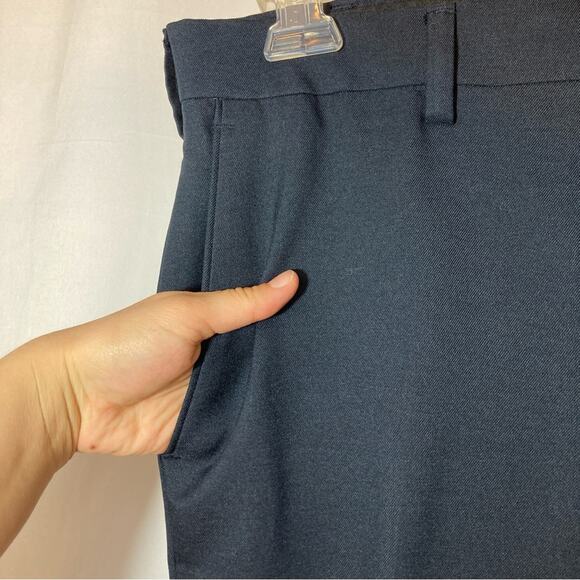 Louis Raphael Tailored 33 x 30 Navy Blue Pleated Tapered Straight Slacks Pants - Picture 3 of 9